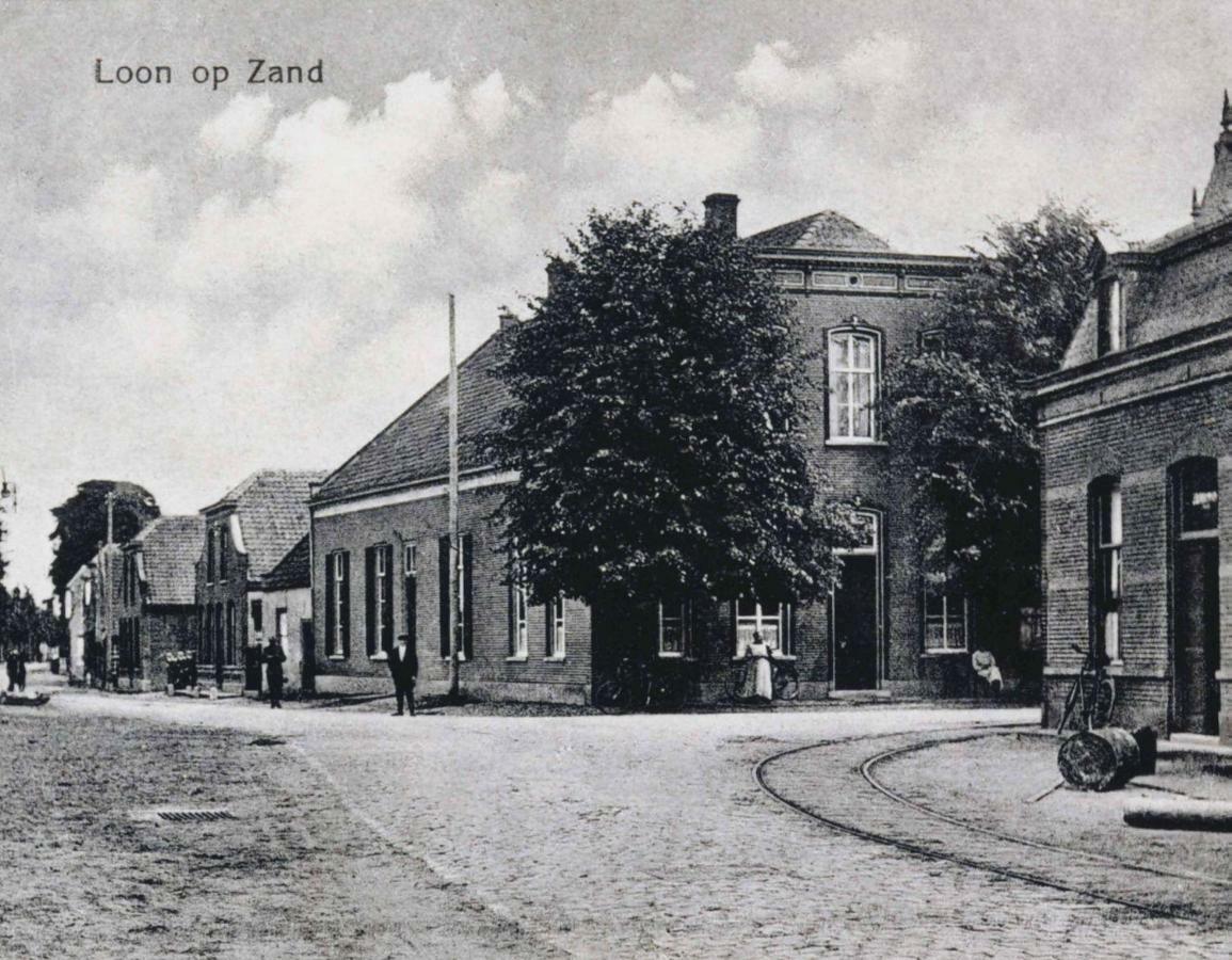 Familie- En Groepsverblijf Het Voorhuis Loon op Zand Exteriör bild